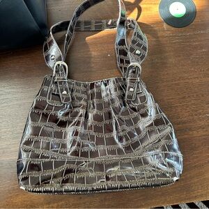 🦋Brown Faux Leather Sag Harbor Purse.